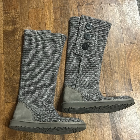 UGG Australia Classic Cardy Tall Boots in gray size 8 - Picture 5 of 6